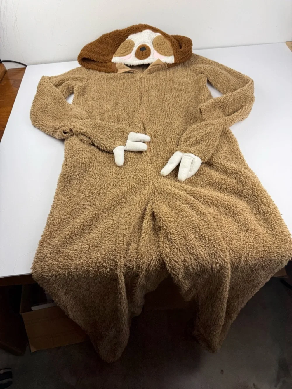 Womens Large (12-14) Sloth Pajamas One Piece Brown Full Zip Costume
